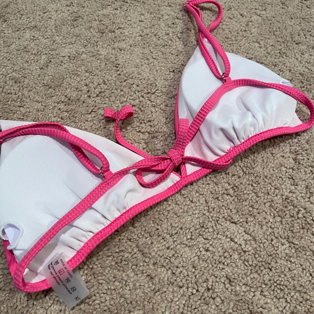 Pink bikini - Picture 4 of 5
